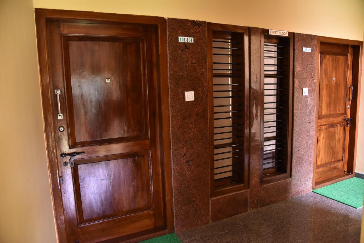 The Banjaara Suites Bangalore Extérieur photo