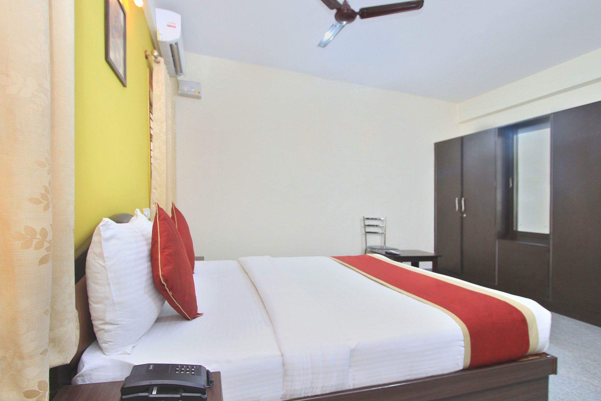 The Banjaara Suites Bangalore Extérieur photo